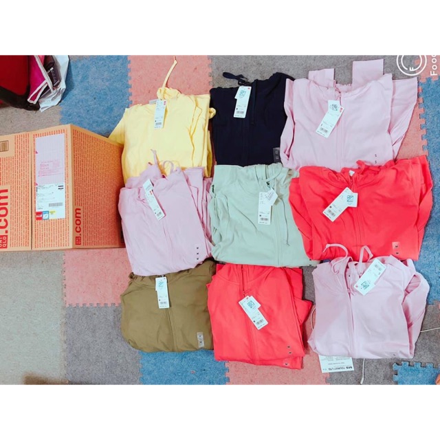 Áo chống nắng Uniqlo
