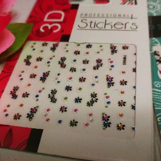 Sticker dán móng tay siêu dễ thương