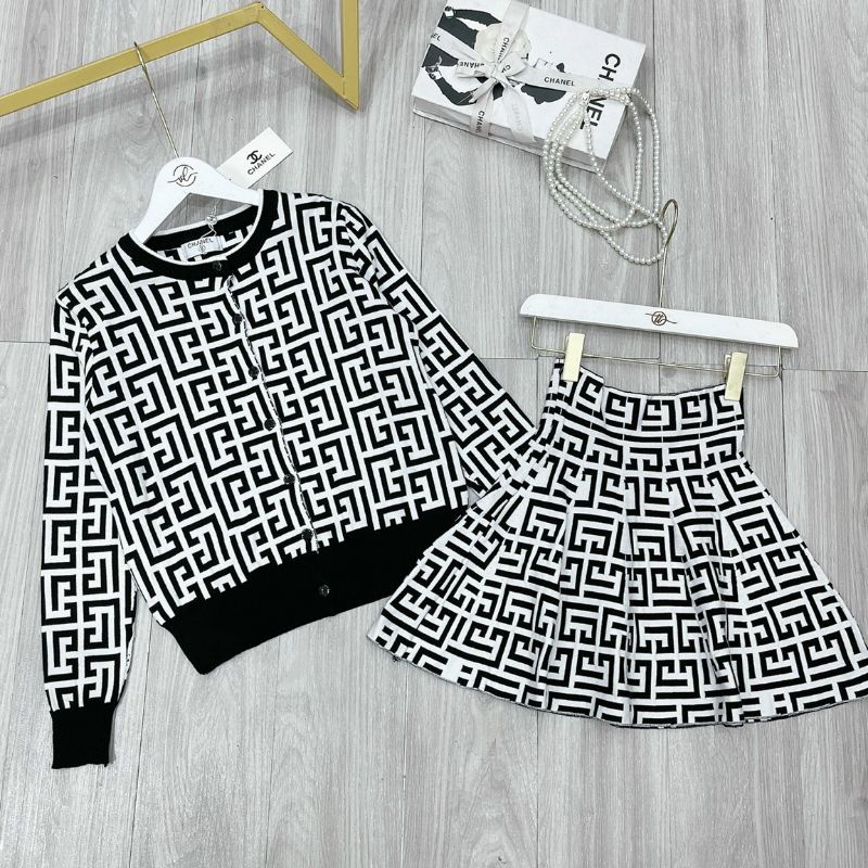 Sét váy len 9.2022.