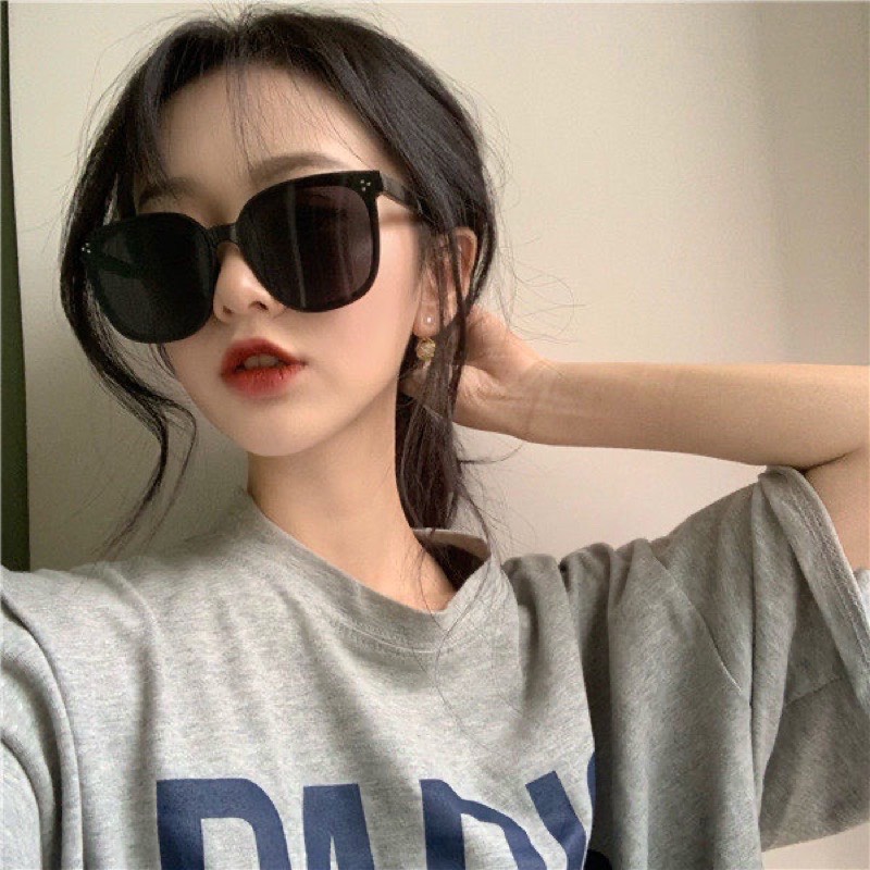 Kính mắt nam nữ gọng vuông phong cách Hàn Quốc