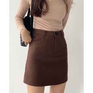Chân váy chữ A, chất liệu vải nhung nỉ, có 2 lớp, style Korea