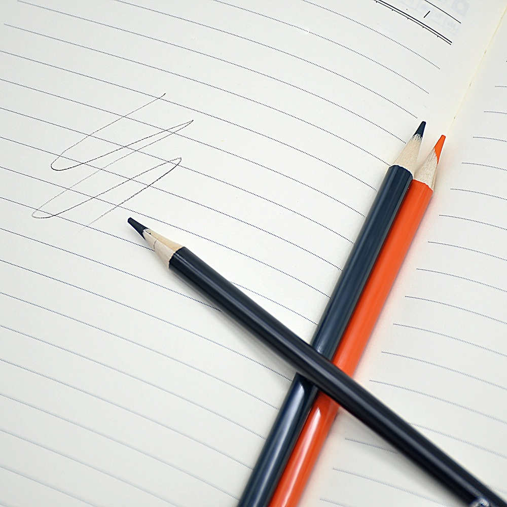 Set 3 / 6 / 12 Bút Chì Vẽ Phác Thảo Chuyên Nghiệp Nhiều Màu Sắc Màu Vẽ Tranh Ngẫu Nhiên Dành Cho Học Sinh