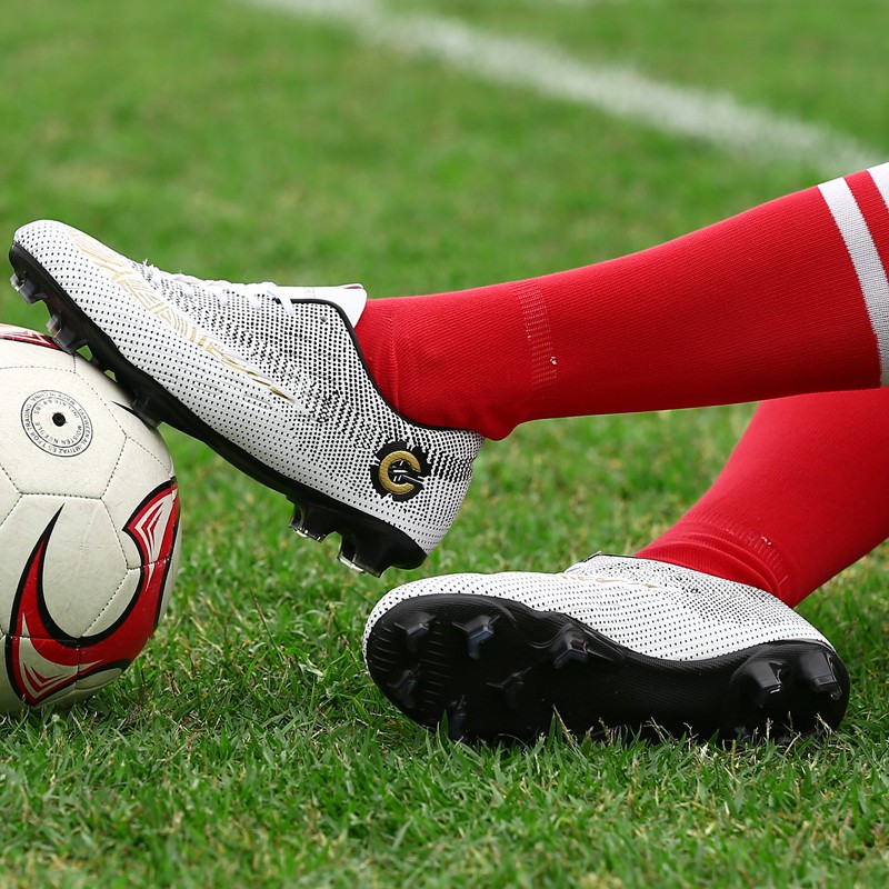 Giày đá bóng sân cỏ nhân tạo chất lượng cao cho trẻ em