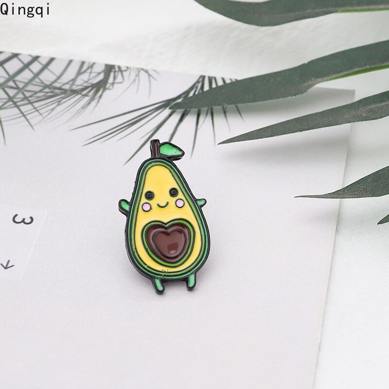 Ghim cài áo Miss Zoe hình quả bơ dễ thương