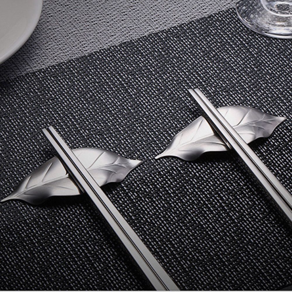 Giá gác đũa hình chiếc lá bằng thép không gỉ 304 chất lượng