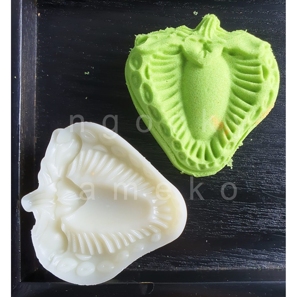 NQ50-862 - KHUÔN LÒ XO BÁNH TRUNG THU / BÁNH DỨA  HÌNH TRÁI DẤU