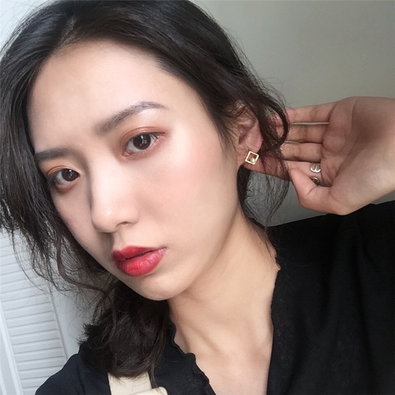 Hoa Tai Hình Học Tam Giác Hình Vuông Mới Của Hàn Quốc Bông Tai Nhỏ Tinh Tế 【R145】