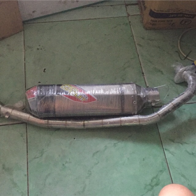 Full bộ akrapovic và cổ si fi inox