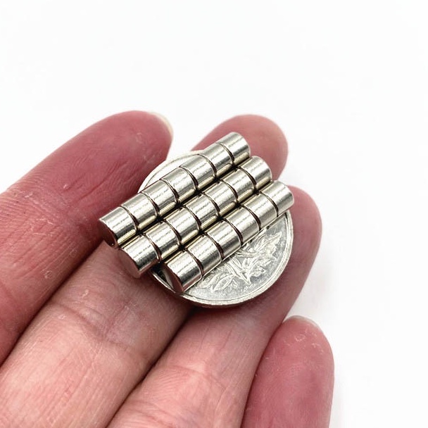 Bộ 10 viên nam châm đất hiếm 5x5mm mạ Niken lực từ N35