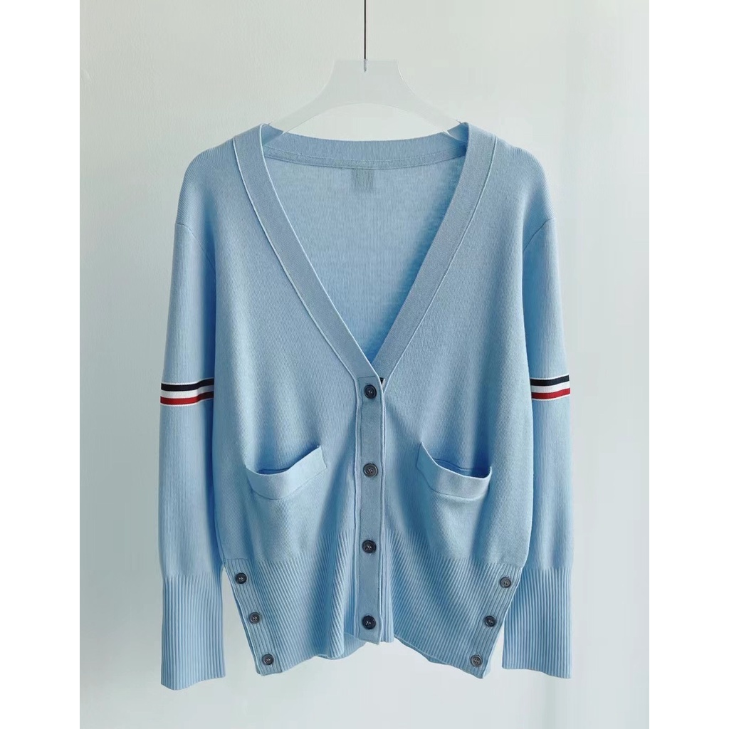 Áo khoác len cardigan dài tay phối túi nữ thời trang cao cấp Thom Browne phong cách trẻ trung