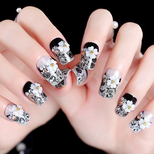 Set 24 móng tay giả dài đính hoa đá (Tặng kèm chai keo + miếng dán + dũa móng)