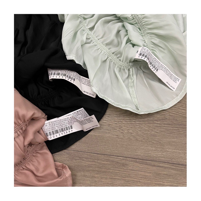 ÁO CROPTOP SATIN CỘT NƠ TAY CÁNH TIÊN F21