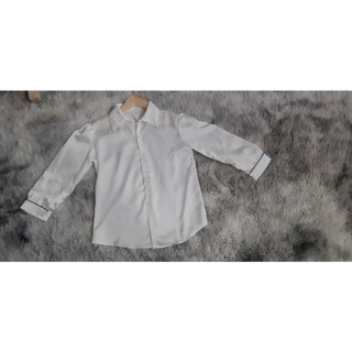 ÁO SƠ MI LỤA SATIN TRẮNG CỔ REN AM97