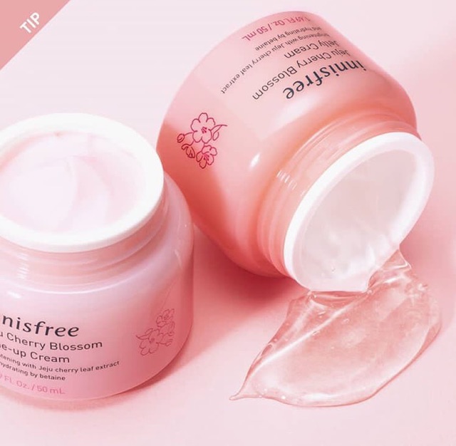 Kem dưỡng ẩm trắng sáng da dạng gel Innisfree Jeju Cherry Blossom Jelly Cream 50ml