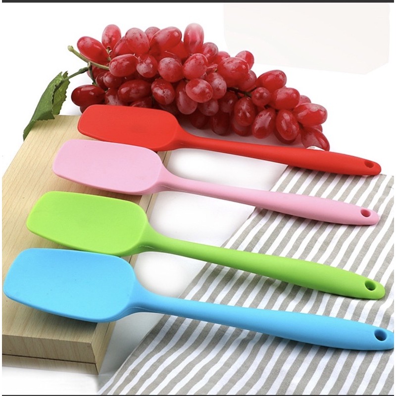 Phới Vét Bột Spatula Silicone Dạng Thìa Chịu Nhiệt