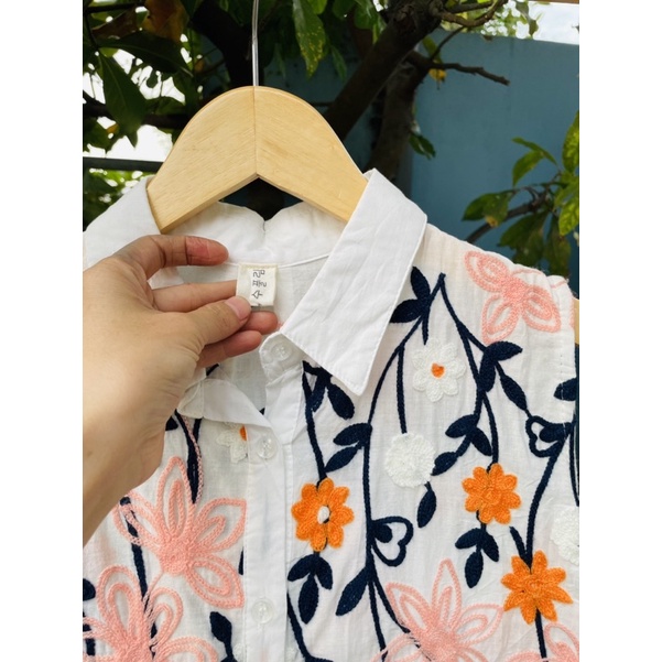 Áo sát nách thêu Hàn si