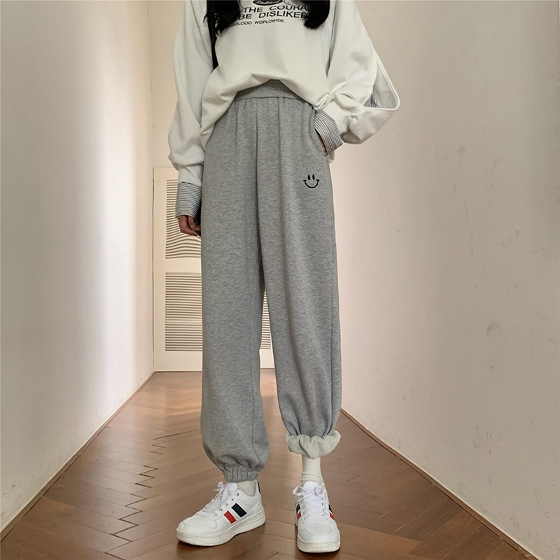 Long trousers / thick casual pants / Korean version of high waist slimming embroidered trousers / all-match pants / sports and leisure trousers / women's clothing / pants