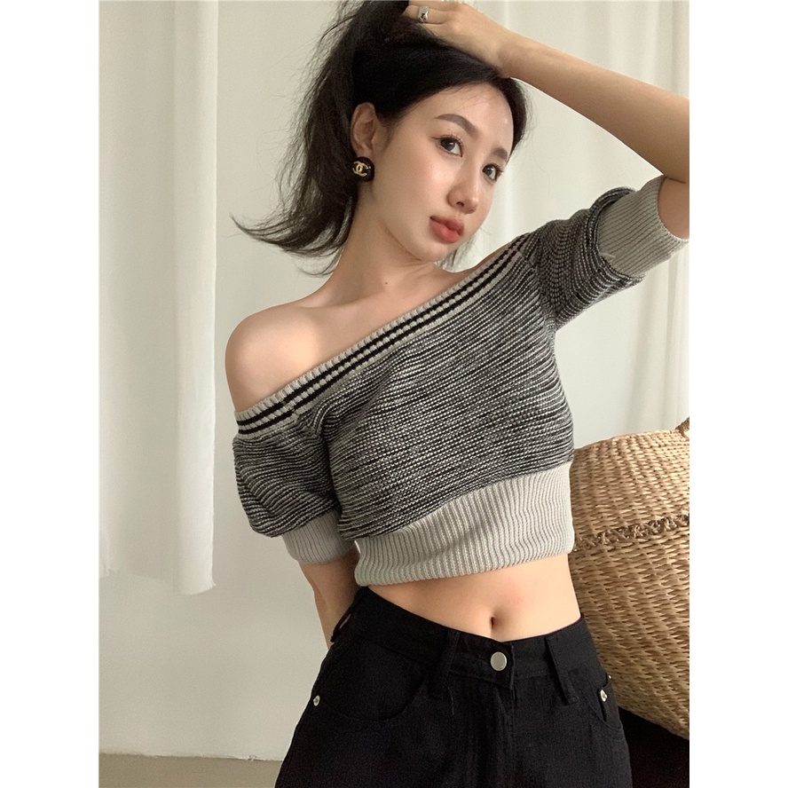 QKOOLE  Áo croptop Dệt Kim Tay Ngắn Hở Vai Thời Trang Hàn Quốc Dành Cho Nữ
