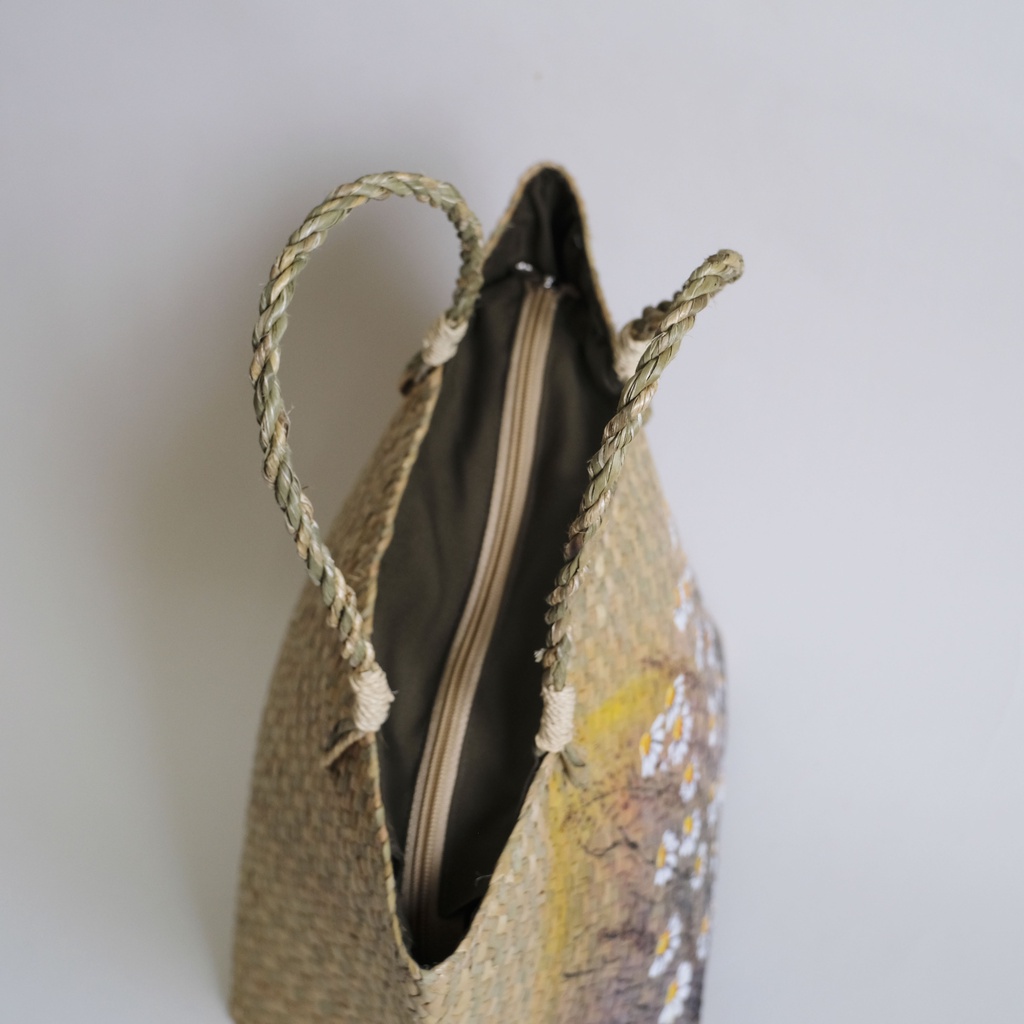 Giỏ cỏ bàng đan tay quai xách bàng se vẽ hoa cúc