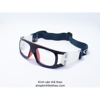 Kính cận thể thao