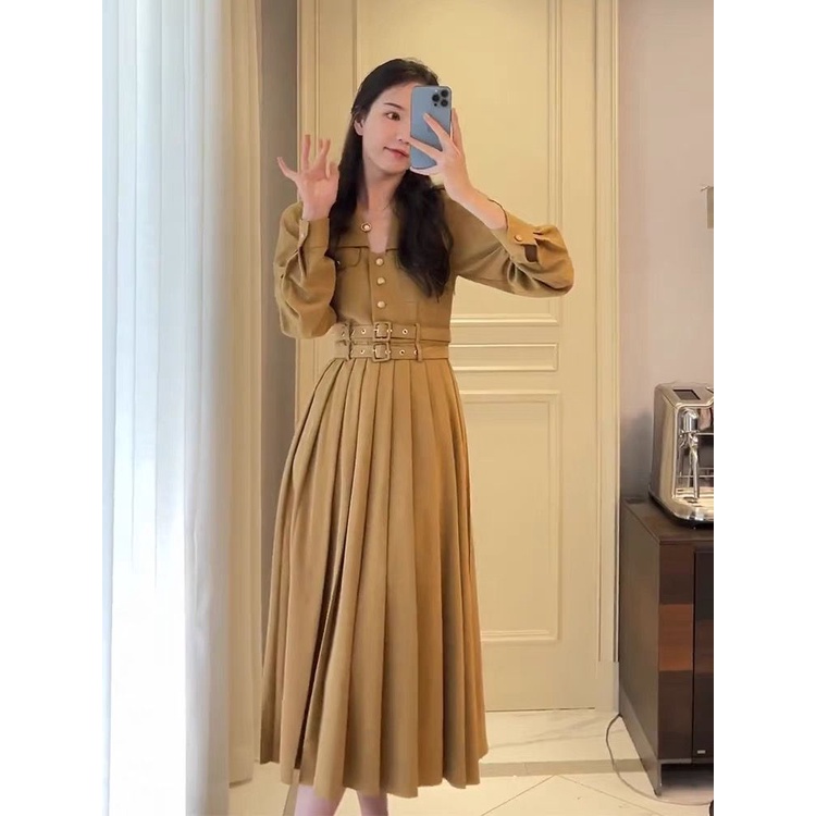 V151 - Váy xếp ly nâu