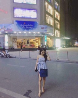 Áo ống sọc cột eo