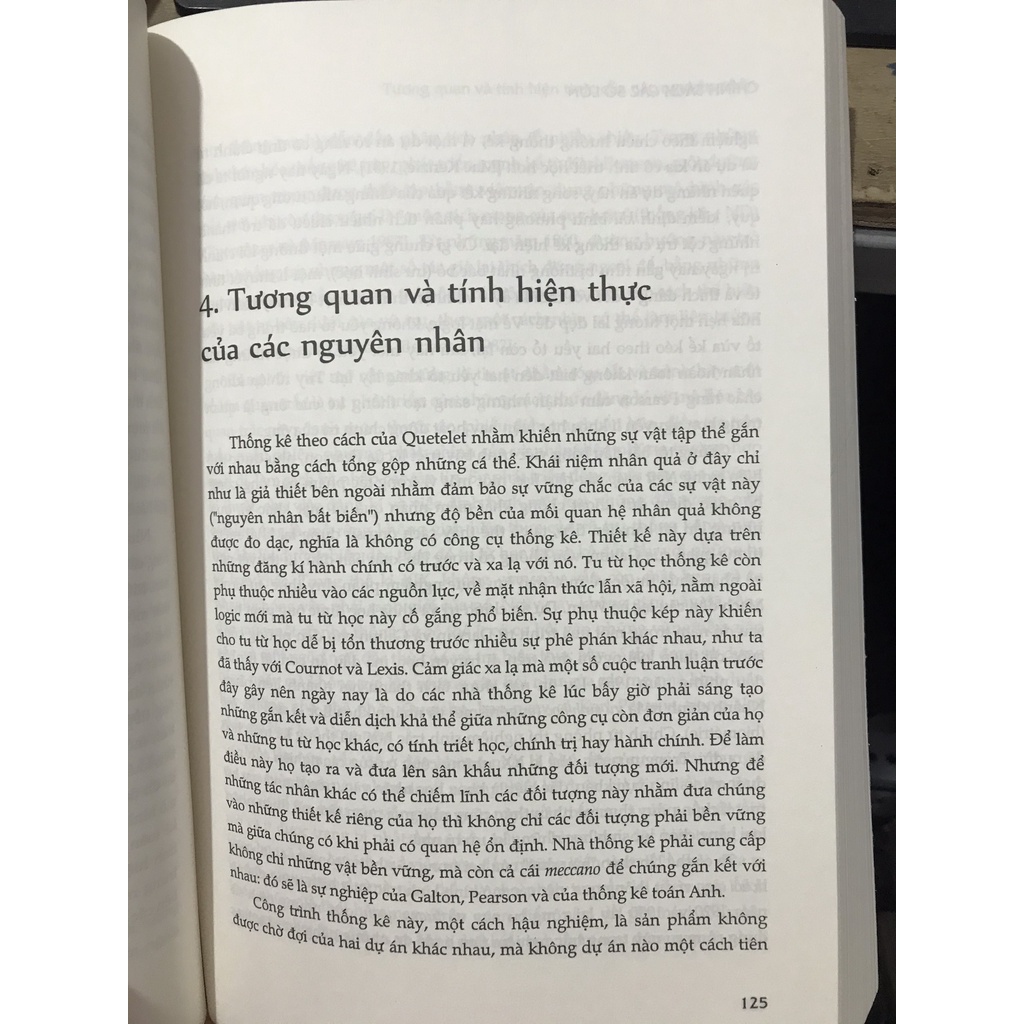 Sách  - Chính sách các số lớn lịch sử lí tính thống kê