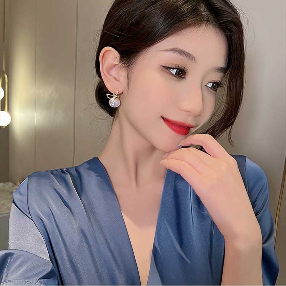 Bông Tai Hình Bướm Đính Ngọc Trai Sang Trọng Cao Cấp