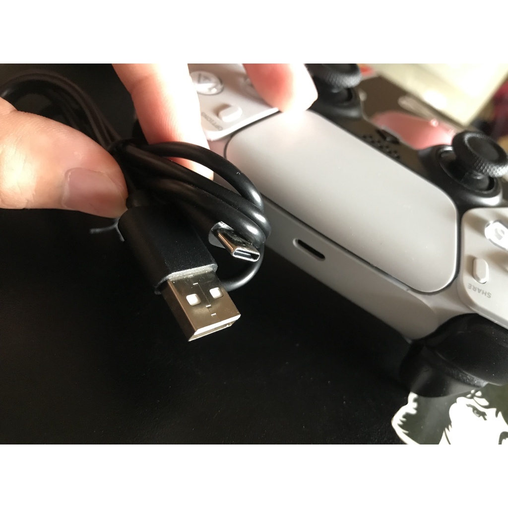 Phụ kiện PS5 𝓠𝓾à 𝓽ặ𝓷𝓰 𝓴𝓱𝓲 𝓶𝓾𝓪 𝓽𝓪𝔂 𝓬ầ𝓶 𝓟𝓢5 𝓽ạ𝓲 𝓢𝓮𝓷𝓿𝓪𝓷𝓰𝓢𝓱𝓸𝓹 Cáp sạc chân Type C - USB dành cho tay cầm PS5 (P4 Plus)