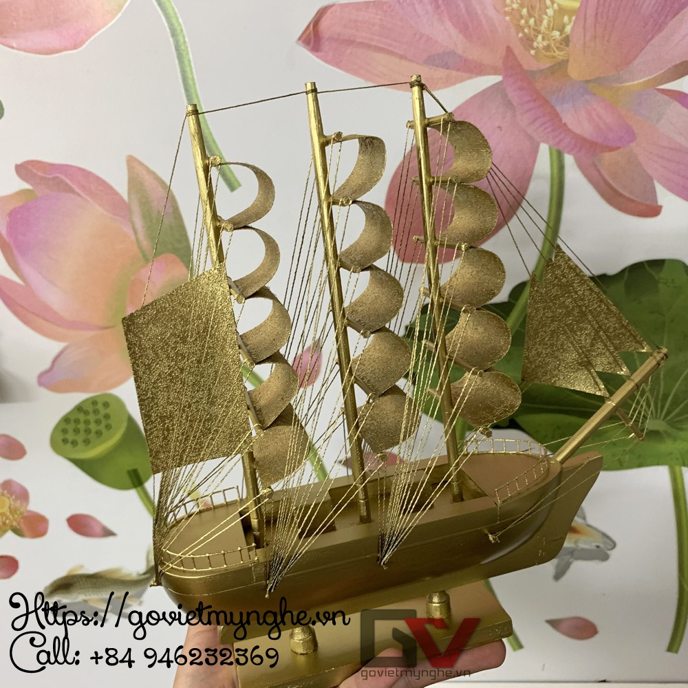 Thuyền gỗ mô hình trang trí phong thủy thuận buồm xuôi gió - Le Belem Pháp Dài 27cm - Vàng Ánh Kim