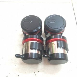Bình dầu AEM có nhiều màu cho ae lựa chọn LƯỢM 79