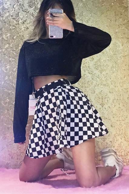 Set áo hoodie croptop và chân váy checkerboard