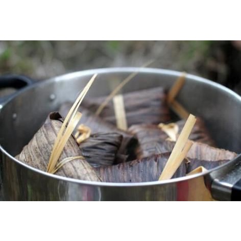 Bánh gai Tứ Trụ nếp vàng đặc sản Thanh Hóa