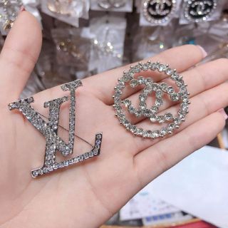 Cài áo nữ phong cách hàn quốc