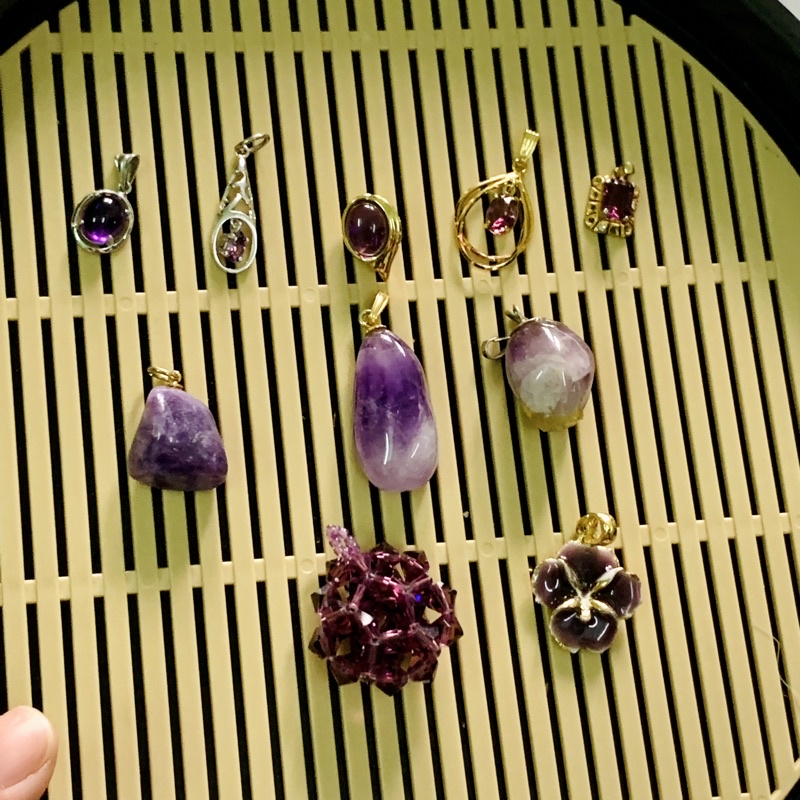 Mặt dây chuyền tím Hàng Si Nhật