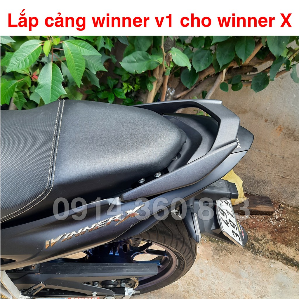 Pát giữ đèn hậu (Pát rời) khi thay cảng cho winner X