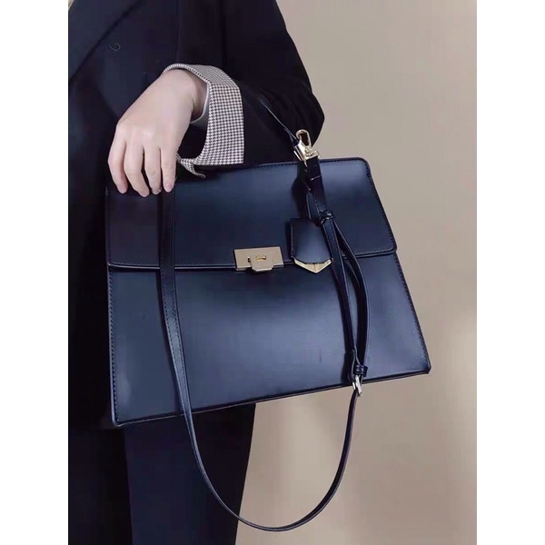 Túi xách tay đeo chéo đeo vai da cỡ lớn đi học đi làm khoá vàng sang trọng 2022