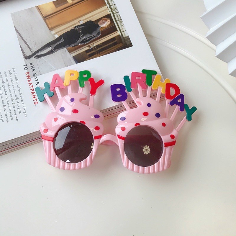 Kính mắt Happy Birthday, kính chúc mừng sinh nhật, chụp ảnh cute ngộ nghĩnh