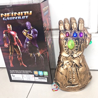 Găng tay Thanos - Găng tay vô cực, dùng pin, có âm thanh và ánh sáng