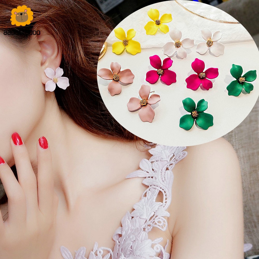 Khuyên Tai Hình Cánh Hoa Phong Cách Boho