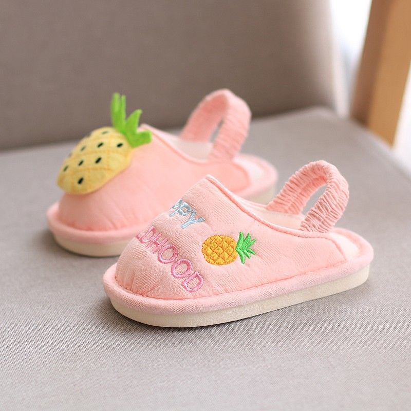 Dép đi trong nhà đế mềm chống trượt họa tiết hoạt hình dễ thương thời trang thu đông cho bé