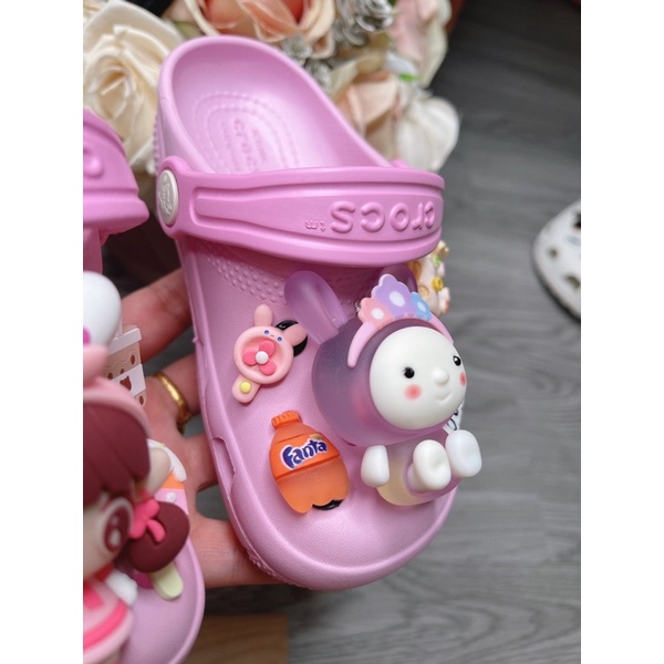 Sẵn Dép hồng có quai hậu kh CoCa