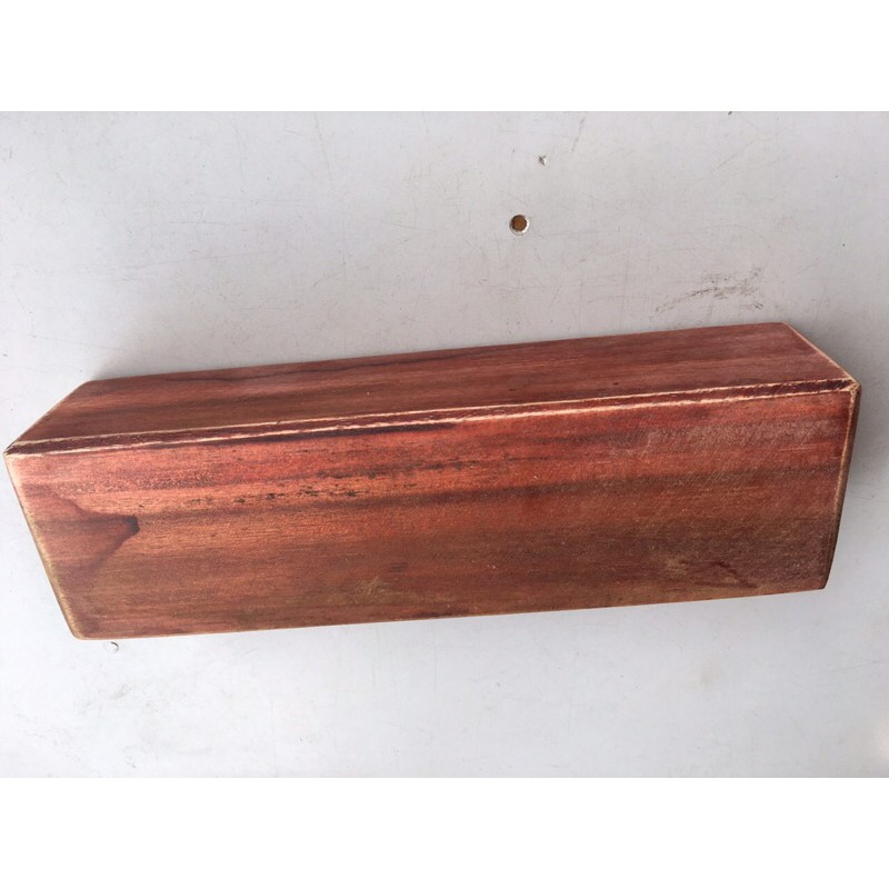 Cục ủi gỗ bàn ủi gỗ hinh chữ nhật sử dụng dập vải sau khi ủi