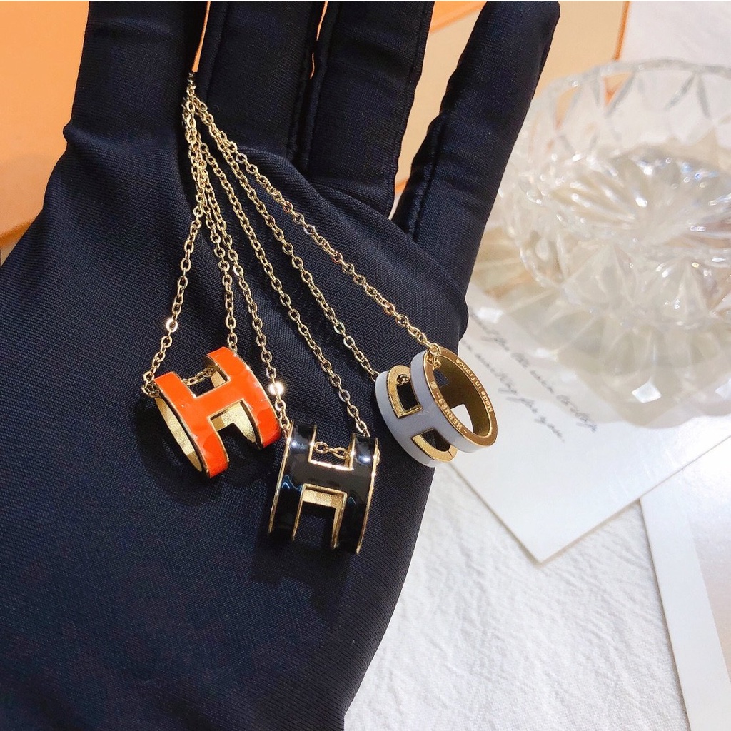Vòng cổ Thép Titan Mặt Chữ H In Logo Hermes Thời Trang Cho Nam Và Nữ