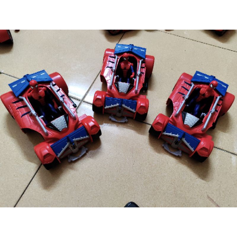 Siêu xe ô tô và người nhện spider man chính hãng xuất dư