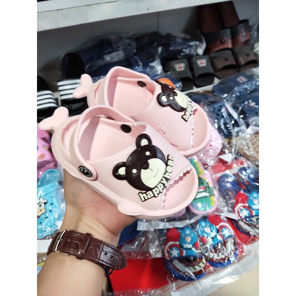 Sục nhiều màu cho bé