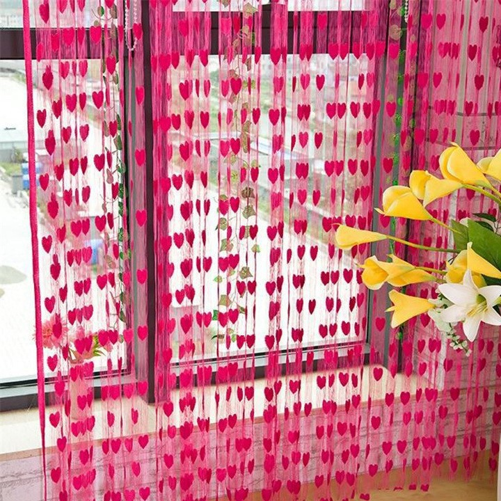 Màn cửa trang trí họa tiết trái tim 200x100cm