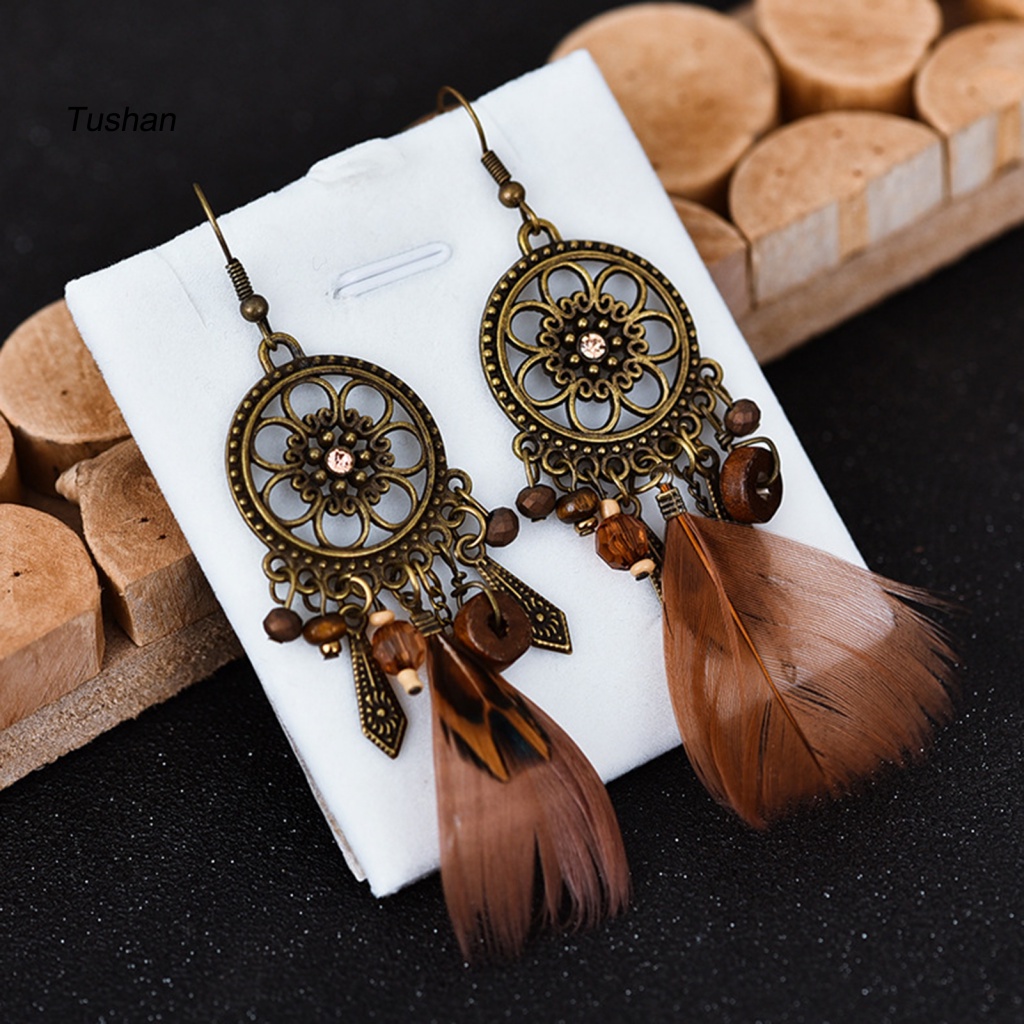 Khuyên Tai Móc Đính Lông Vũ Độc Đáo