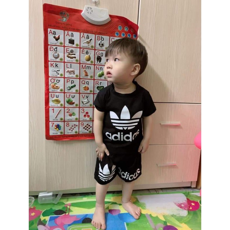 Bộ adidas cho bé