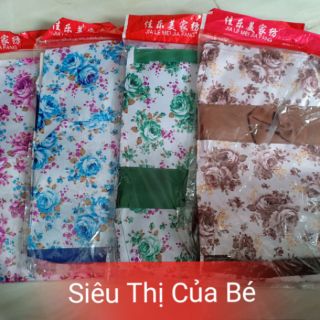 Tạp dề hoa có túi phía trước